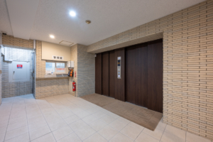 TOA青葉台マンション:EV 管理人室