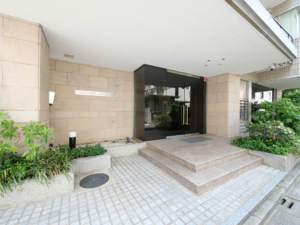 プレステージ三軒茶屋：エントランス